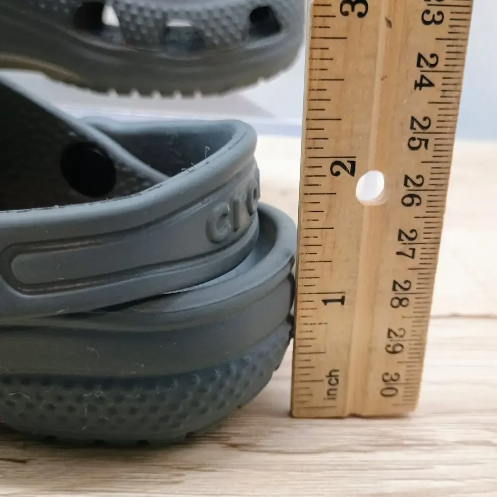 Crocs Unisex Kids 7 Classic Clogs Space Alien Astronaut Dark Gray Sandals